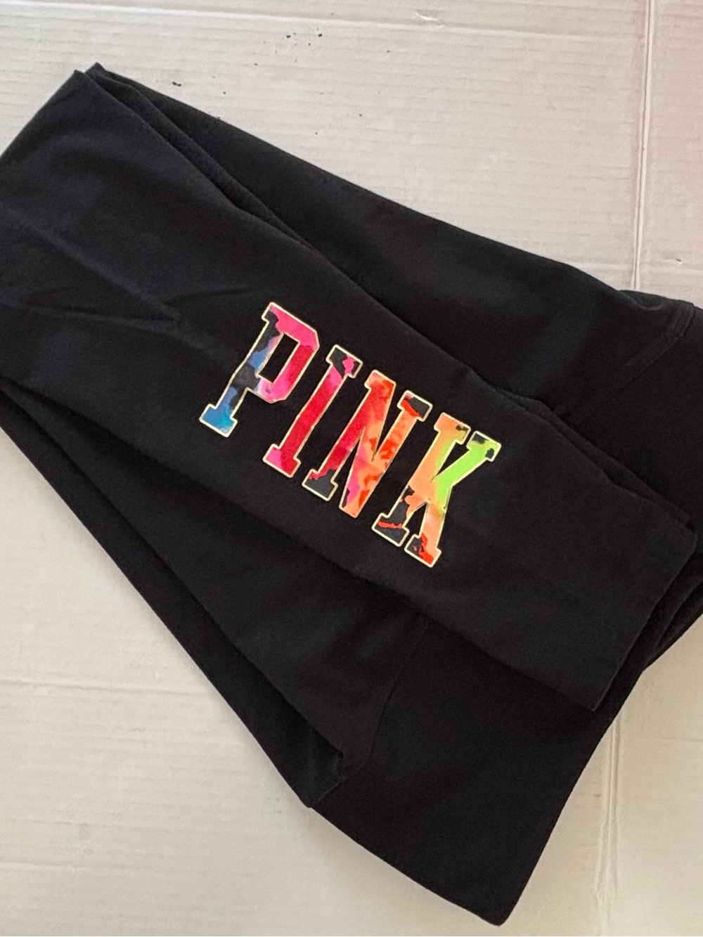 VICTORIA’S SECRET PINK Black Leggings With Multicolored Logo Size Medium